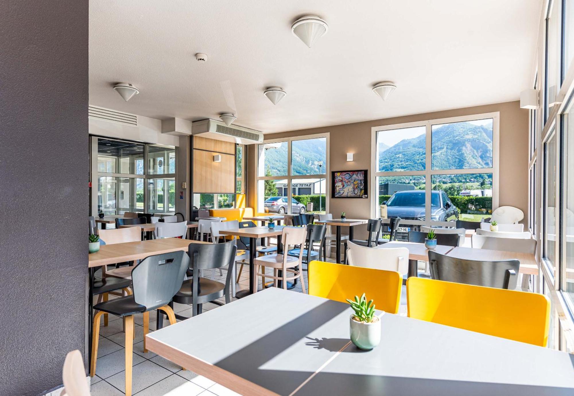 B&B Hotel Saint Jean De Maurienne Sainte-Marie-de-Cuines Exterior photo